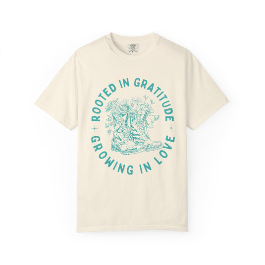 "Rooted in Gratitude - Growing in Love" T-Shirt Country Style Growth Gift Ideas