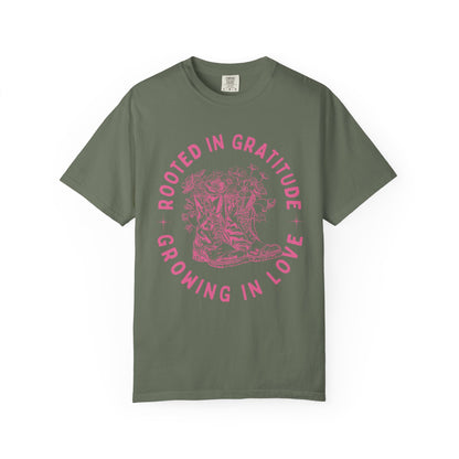 "Rooted in Gratitude - Growing in Love" T-Shirt Country Style Growth Gift Ideas
